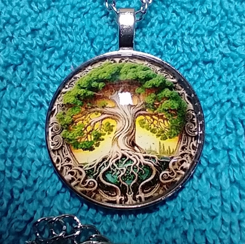 Silvertone green tree of life necklace bracelet earrings set
